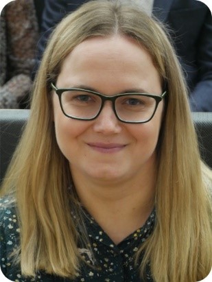 Anna Więcław-Midor